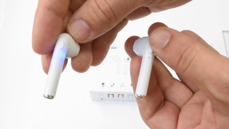 Descubre cómo conectar tus auriculares inalámbricos a tu móvil en segundos