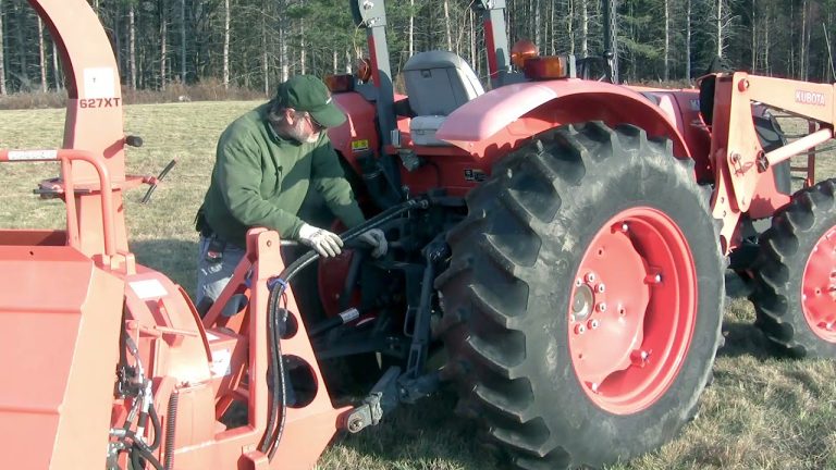 Descubre el innovador tercer punto tractor y las medidas que revolucionarán la agricultura