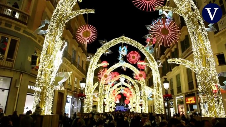 ¡Brillante sorpresa! Descubre la ciudad española con las luces de Navidad más impresionantes.