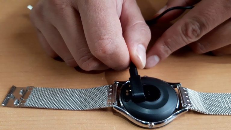 ¡No te quedes sin batería! Descubre el cargador para tu smartwatch Lotus en solo 4 pasos