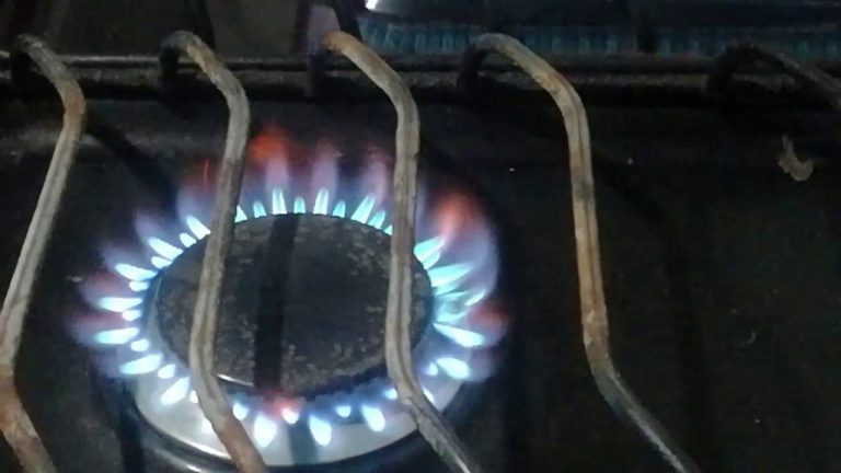 Descubre por qué la estufa de gas emite una gran llama y cómo solucionarlo